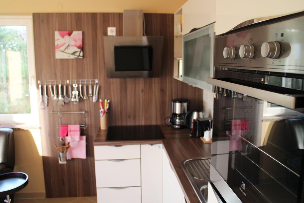 Apartment Soni A4 Кърк Екстериор снимка